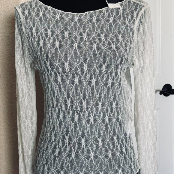 Abercrombie white lace top - Picture 2 of 4